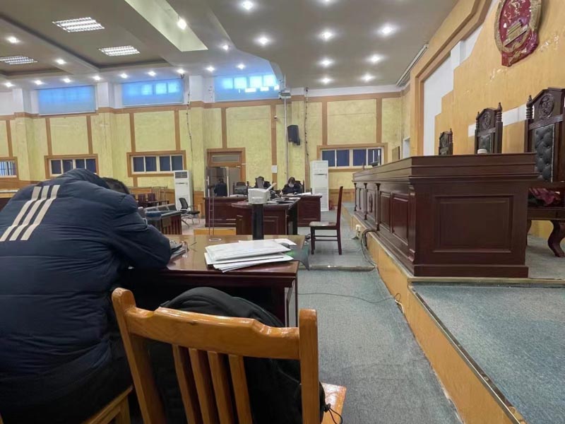 深圳離婚律師咨詢網在線解答：起訴離婚開庭時被告缺席會怎么判？