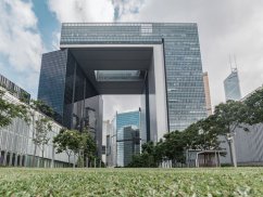 找深圳律師咨詢 妻子擅自中止妊娠是否侵犯丈夫生育權